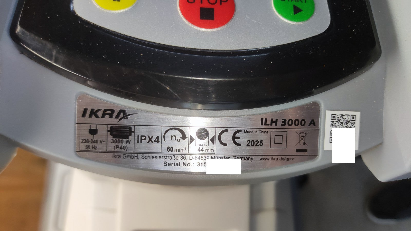 IKRA Elektro-Gartenhäcksler ILH 3000 A, 3.000 Watt, Aststärke bis 44mm, I38235