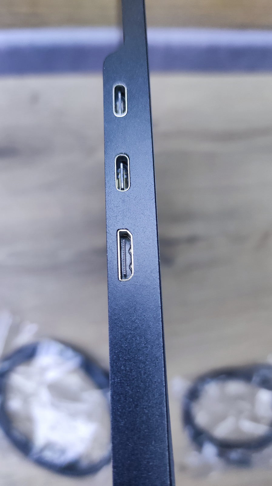Kumk Tragbarer Monitor TH-170FC 17,1" WUXGA 1920x1200 HDR USB-C Mini-HDMI