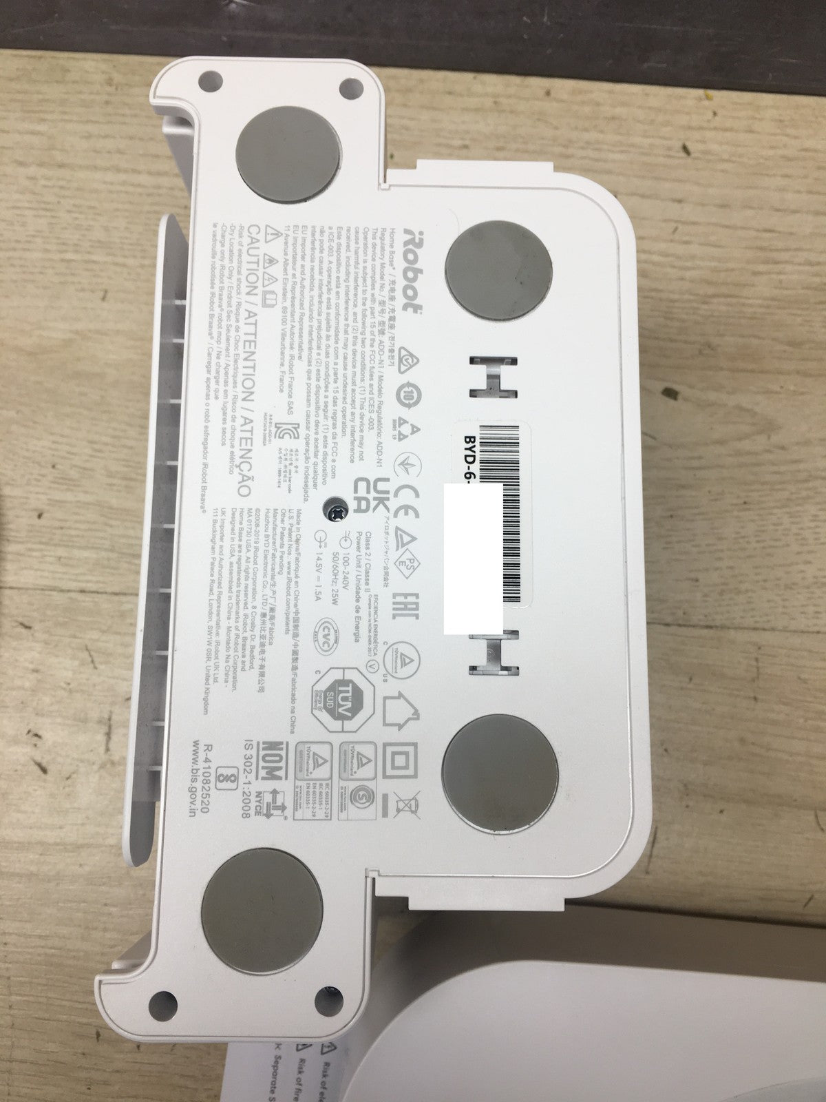 iRobot Braava Jet M6 Wischroboter mit Präzisions-Sprühstrahl RMA-Y1, I36461