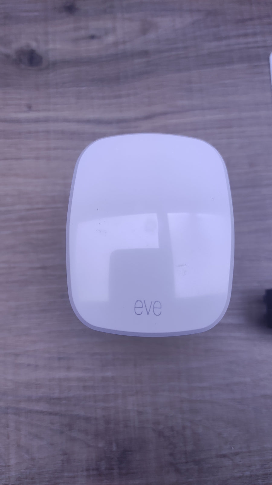 Eve Thermo Smartes Heizkörperthermostat mit LED-Display, I32516