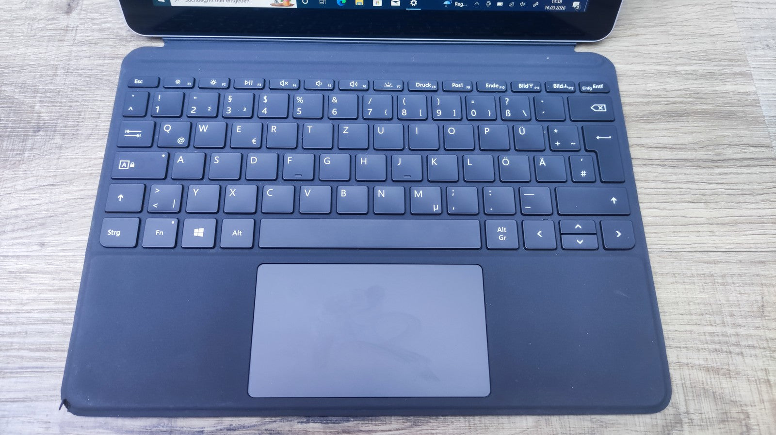 Microsoft Surface Go Tablet 10" 1800x1200 Touch Pentium 4415Y 8GB 128GB SSD LTE