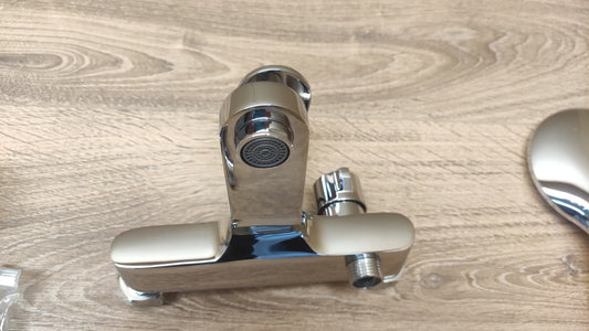 Sinojie Badewannenarmatur mit Duschkopf, 3-Modi-Handbrause, I40347