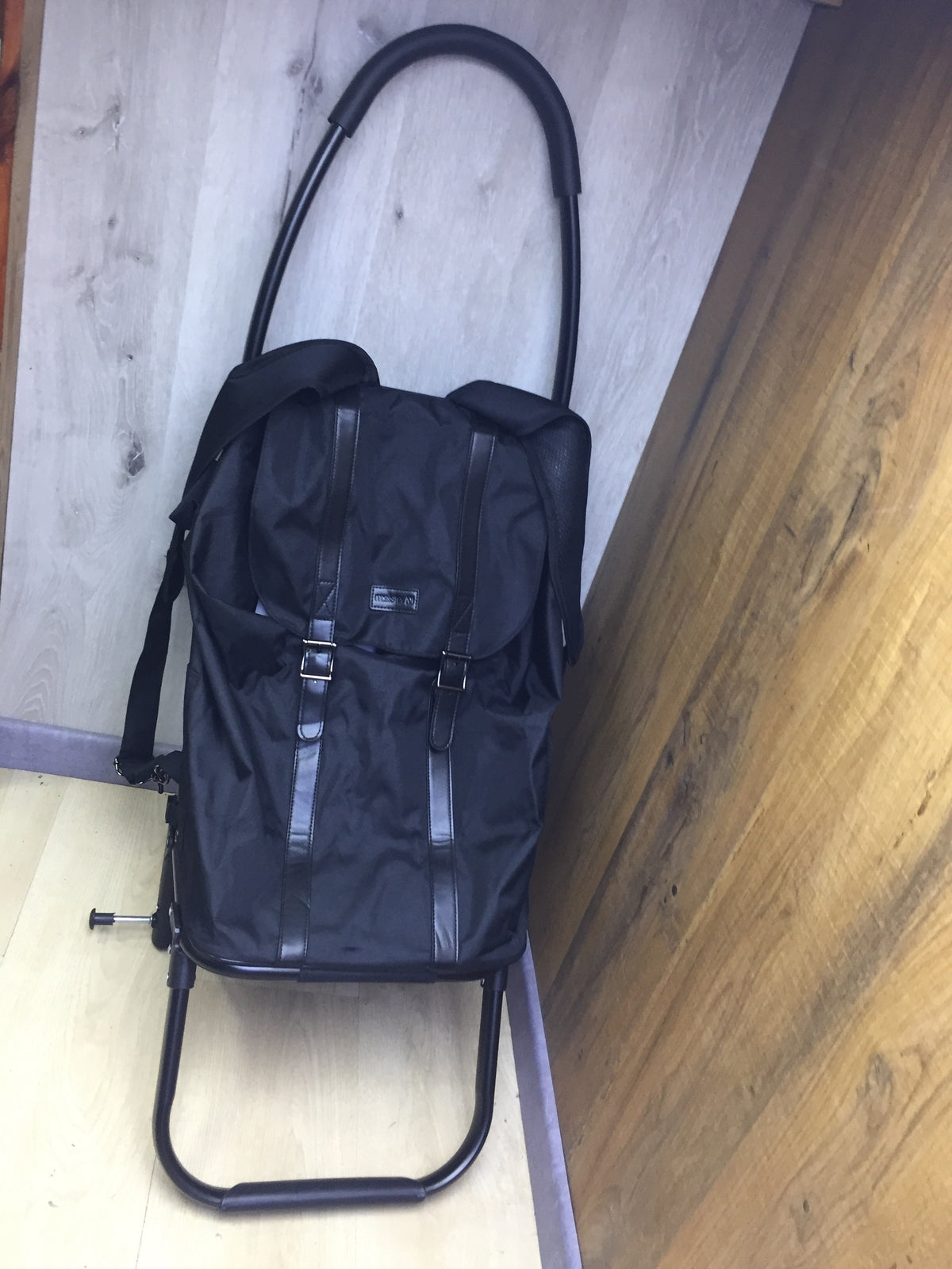 Meister Einkaufstrolley & -rucksack 45 L (6816850), Black Edition, I32380