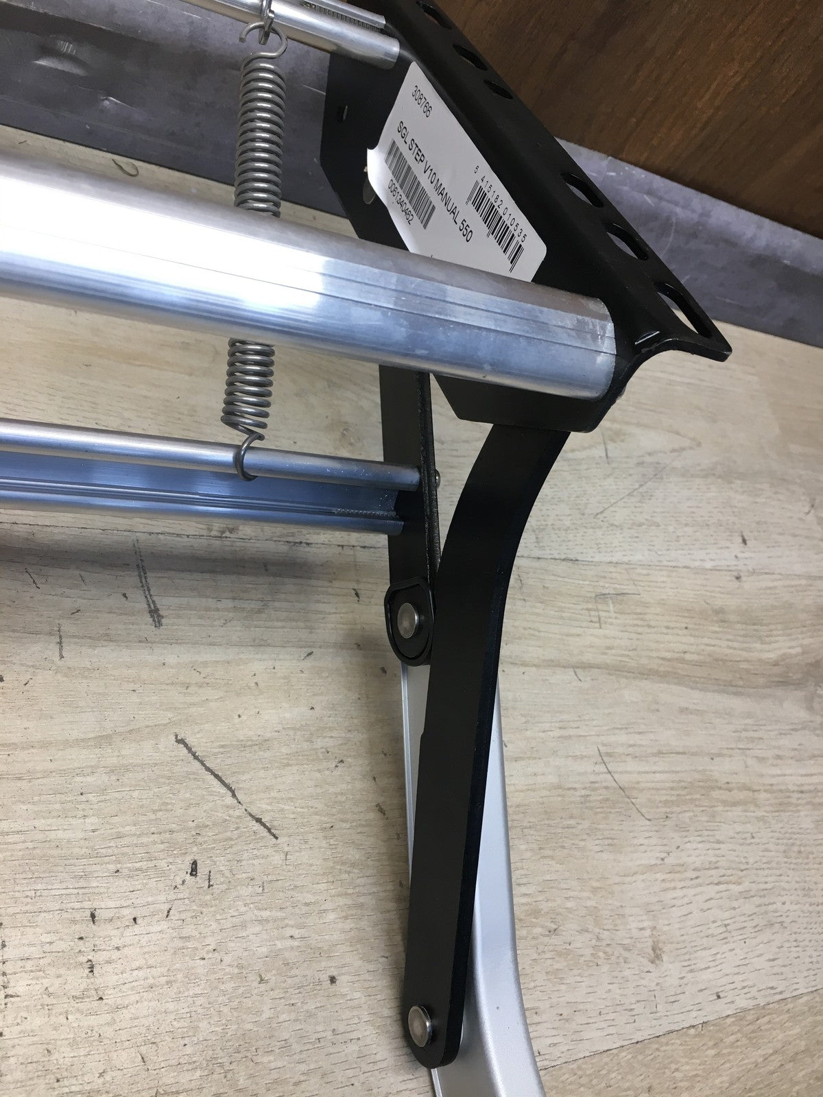 Thule Trittstufe Single Step V10 Manual 550 Aluminium, I38365