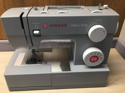 Singer Heavy Duty 4411 Nähmaschine, 11 Stichprogramme, I36688