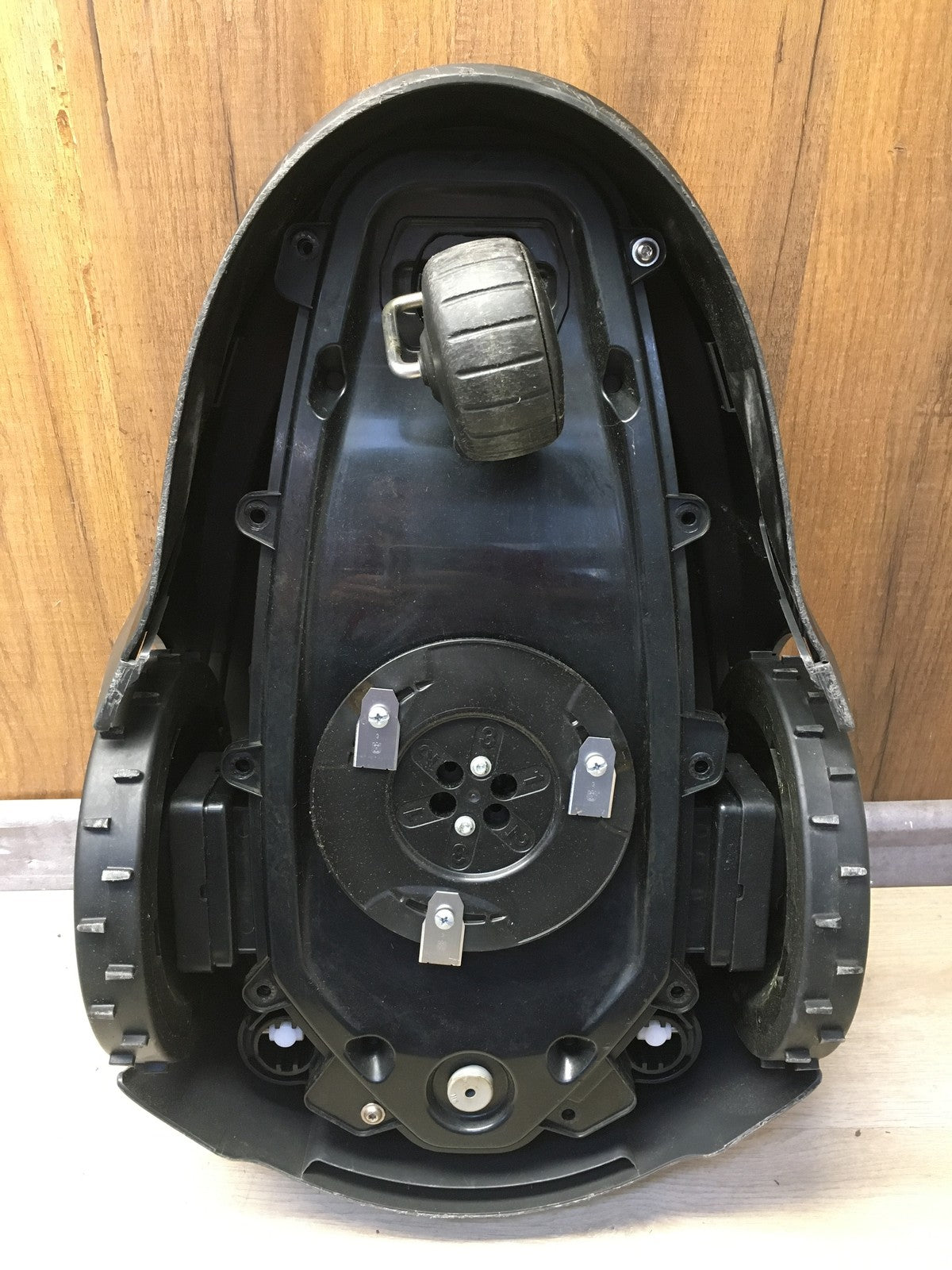Gardena Mähroboter Rasenmäher SILENO minimo 250 m² (15201-20) Bluetooth, I38463