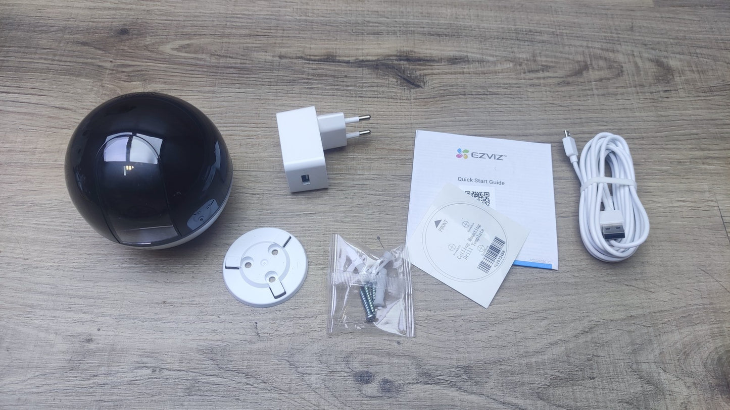 EZVIZ C6W Indoor 4MP Überwachungskamera, WLAN IP-Kamera mit Schwenkung, I37637
