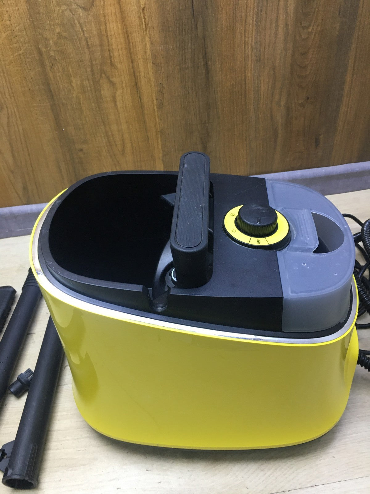 Kärcher SC 4 Deluxe Dampfreiniger (1.513-260.0), Dampfbesen, 2200W, I35225