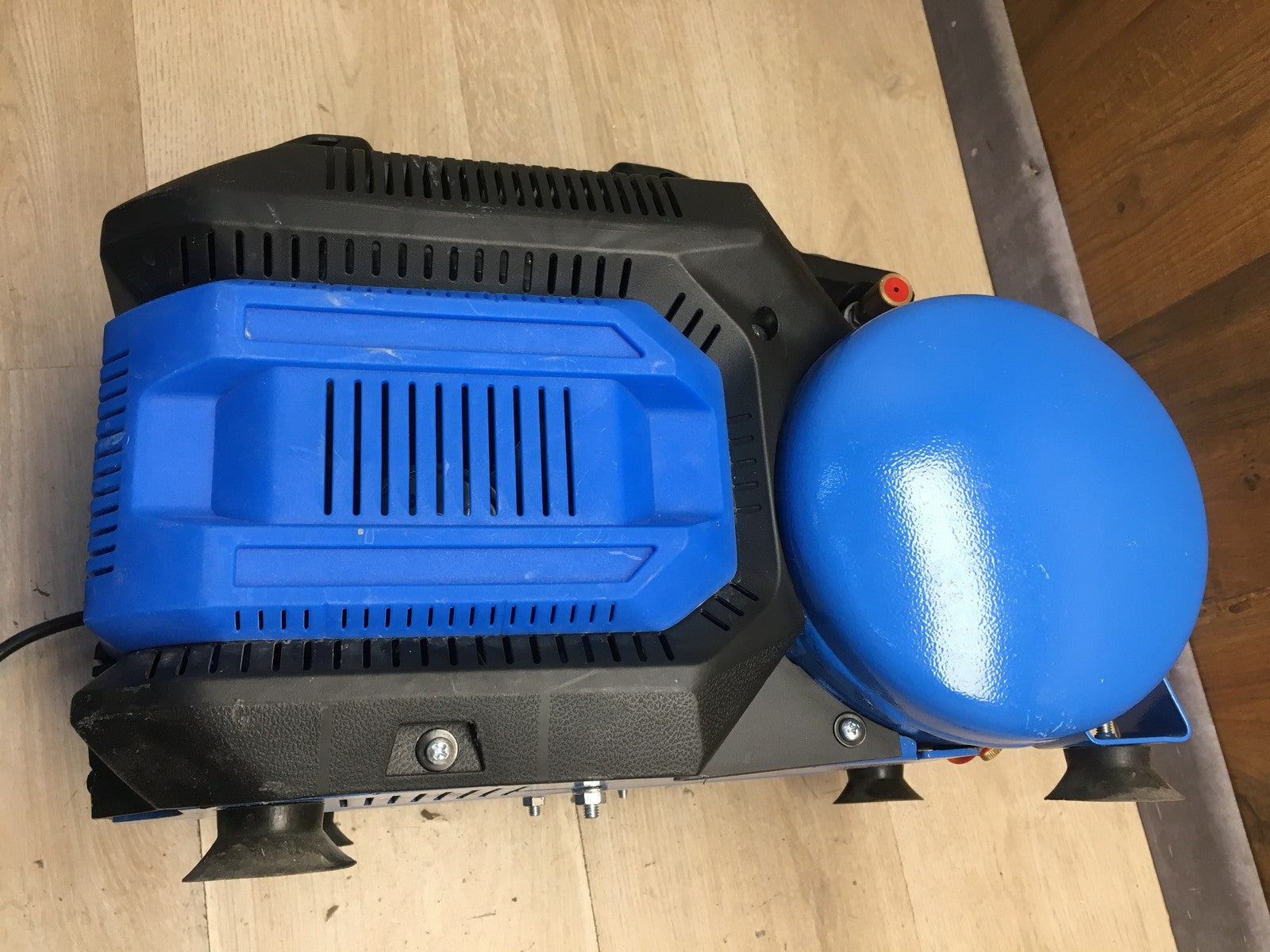 ABAC Tragbarer Luftkompressor EASE-AIR 6 (1129981168), Ölfrei, I39972