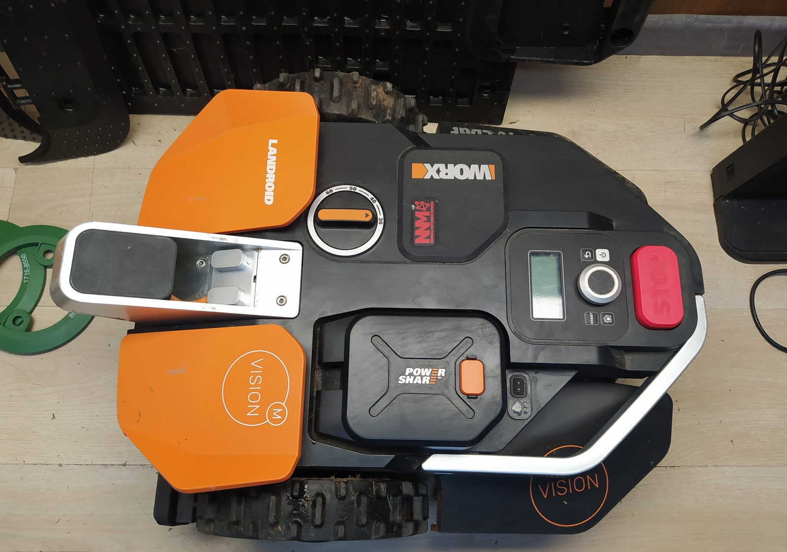 WORX Landroid Vision M600 Mähroboter ohne Begrenzungskabel WR206E.1 I38828