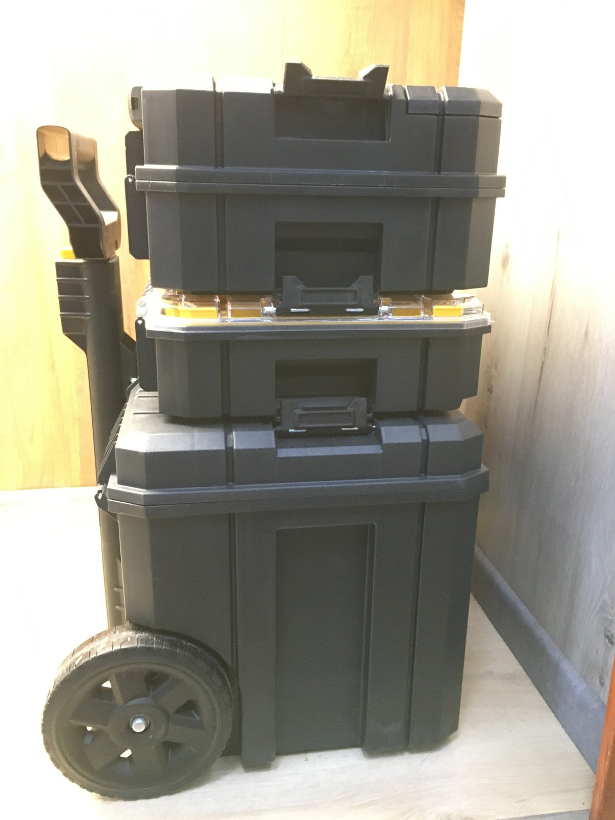 Stanley Fatmax Trolley FMST1-80103 Werkzeugkiste, Werkzeugkoffer, I37250
