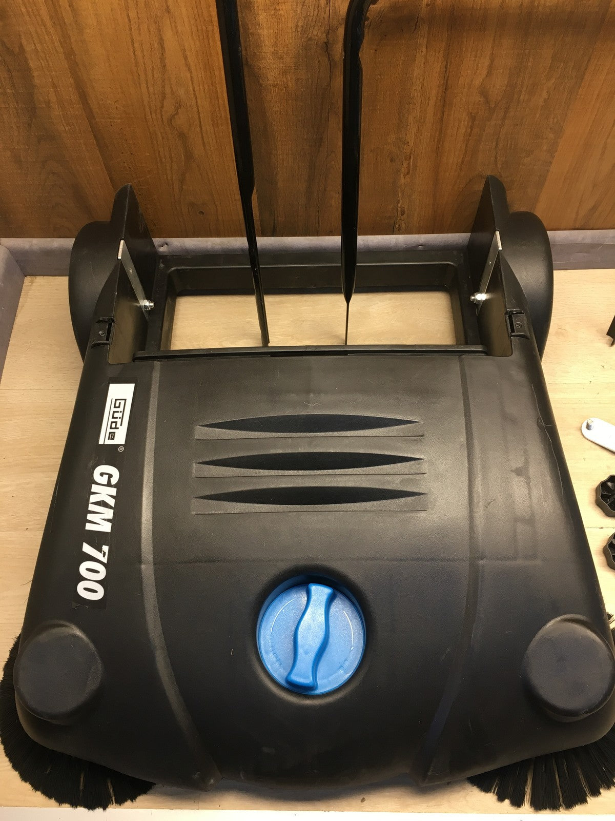 Güde 16787 GKM 700 Kehrmaschine, blau, I36781