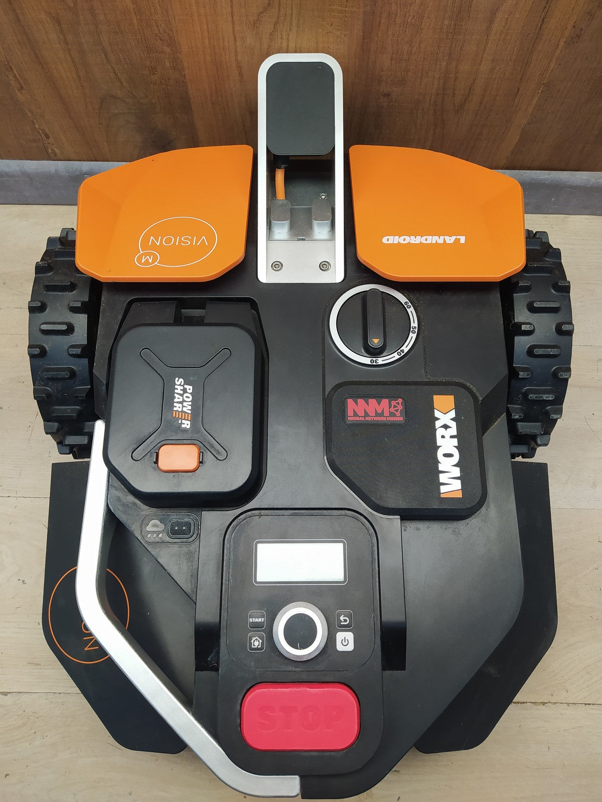 WORX Landroid Vision M600 Mähroboter ohne Begrenzungskabel WR206E.1