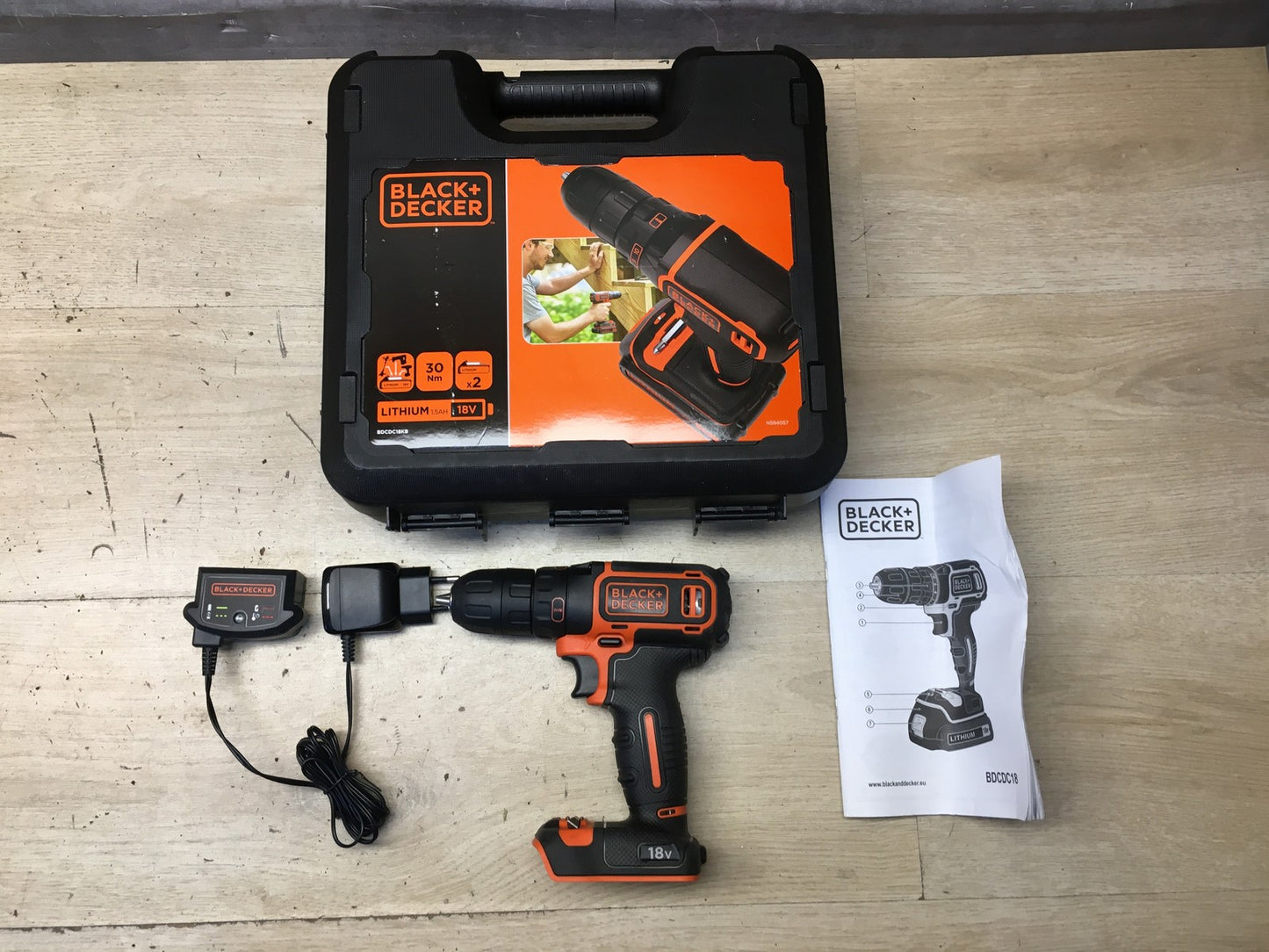 Black&Decker BDCDC18K Akku-Bohrschrauber ohne 2 Akkus 1.5Ah, I38462