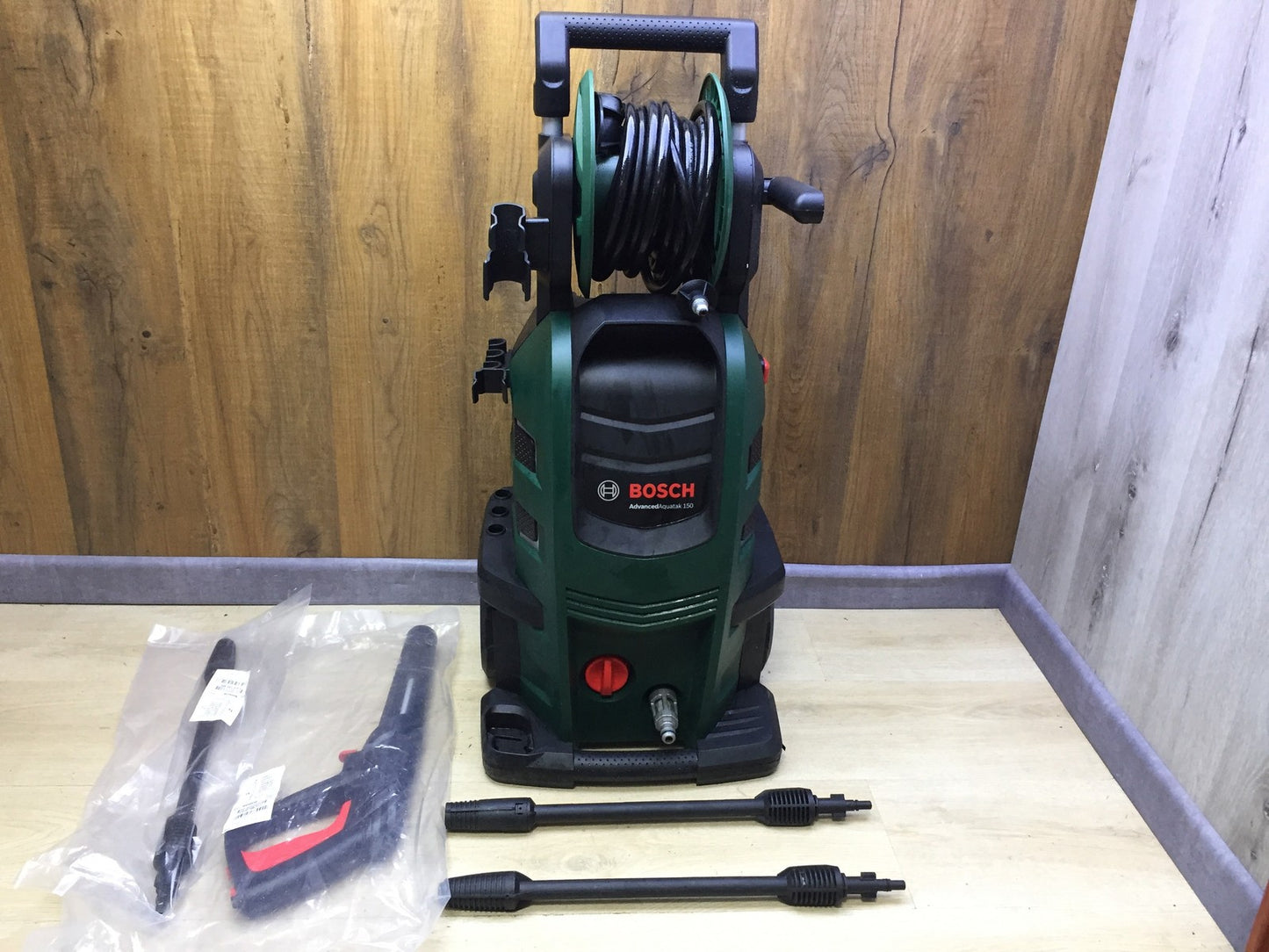 Bosch DIY AdvancedAquatak 150 Hochdruckreiniger 2.2kW 06008A7700, I33406