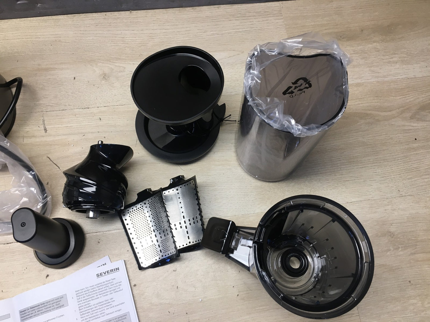Severin Slow Juicer ES 3571 Entsafter für Saft, Sorbet, Eis, Marmelade, I36696