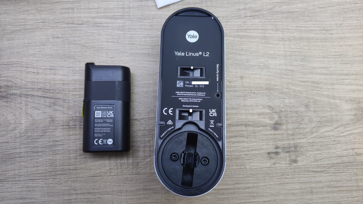 Yale Linus Smart Lock L2 Intelligentes Türschloss Silber SL-103, I40619