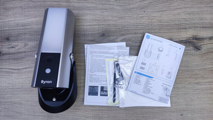 Smartwares Byron CIP-39100 Außenleuchte mit Überwachungskamera, I36529