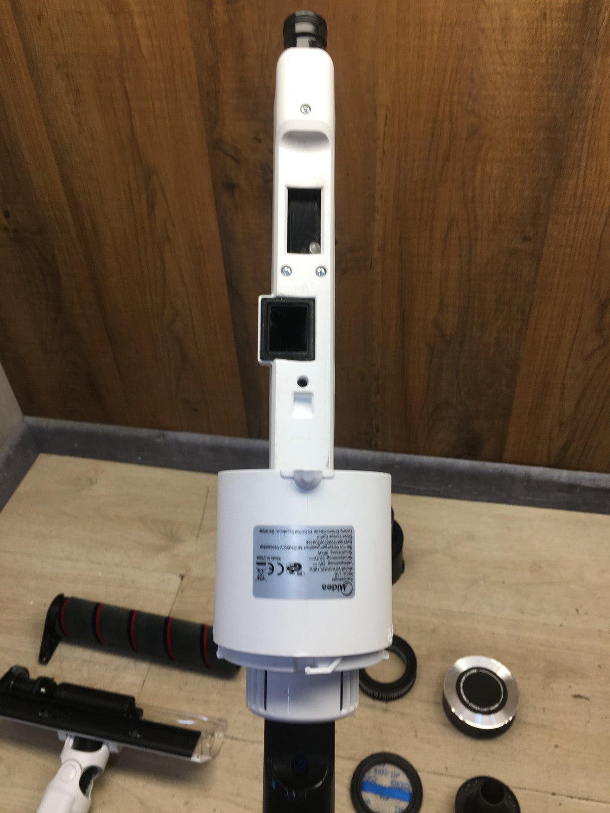 Midea L10 Akku-Stabstaubsauger V21L01APL10EU, I39096
