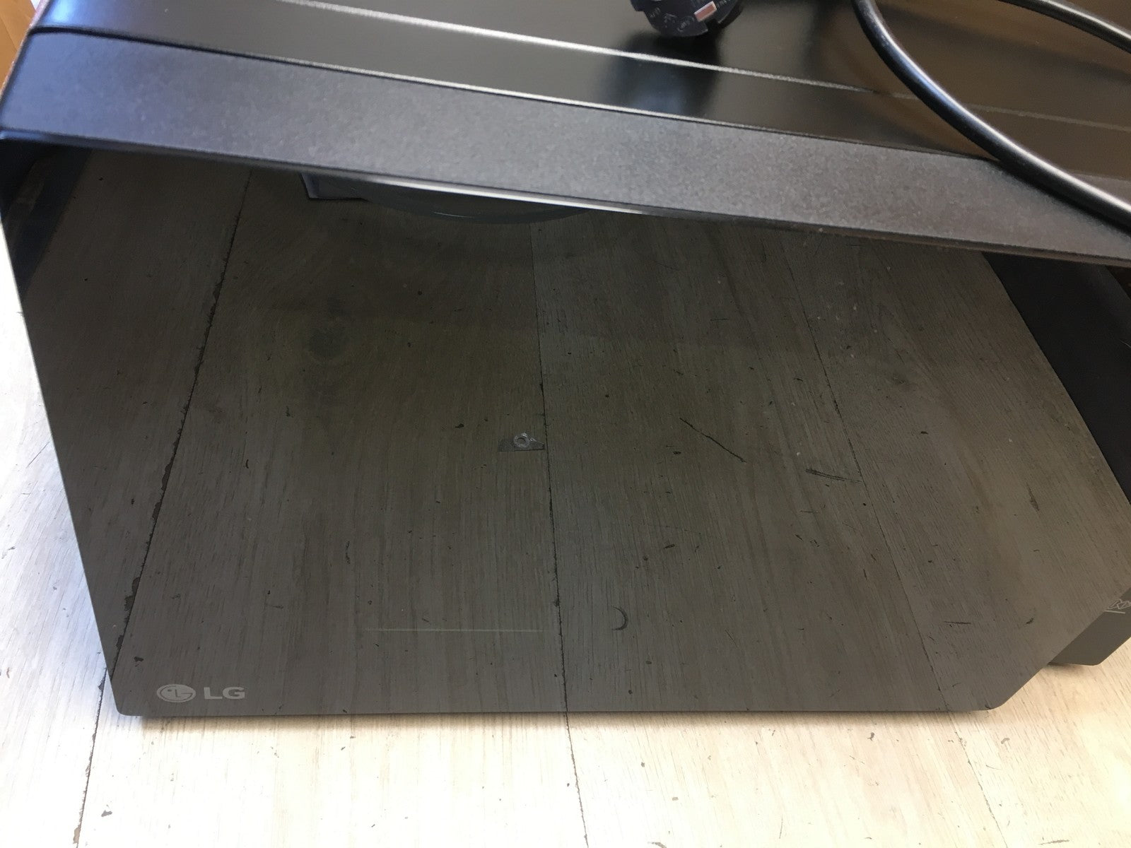 LG MH6535GDS Mikrowelle (25 L, 1000 W) mit Grill, I39132