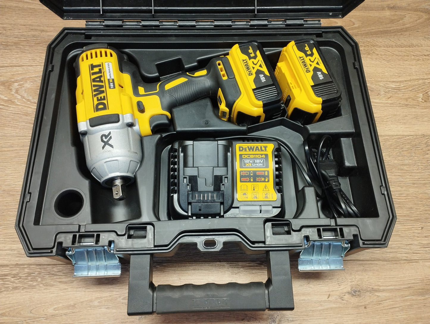 DEWALT Akku-Schlagschrauber DCF899P2, inkl. 2x Akkus 18 V, 5,0 Ah, I39843
