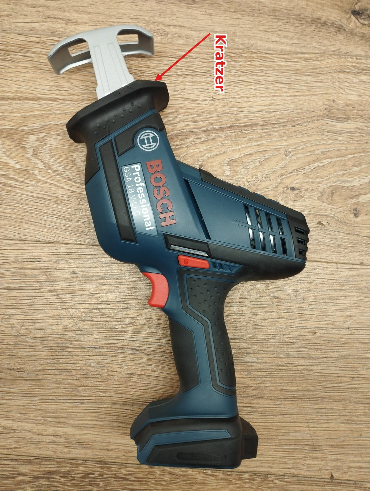 Bosch Professional 18V System Akku-Säbelsäge GSA 18 V-LI C solo