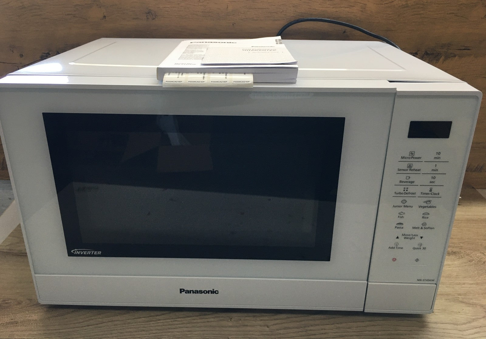 Panasonic NN-ST45KW Mikrowelle, 32 L, 1000W, I39383