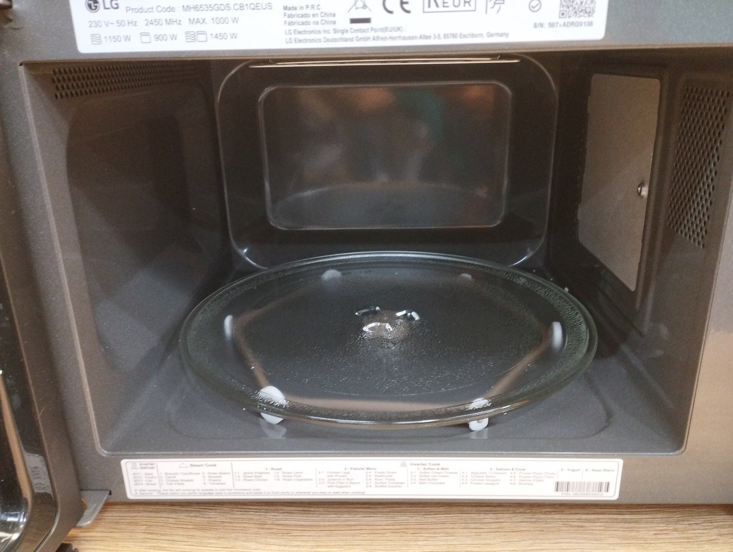 LG MH6535GDS Mikrowelle (25 L, 1000 W) mit Grill, I39500