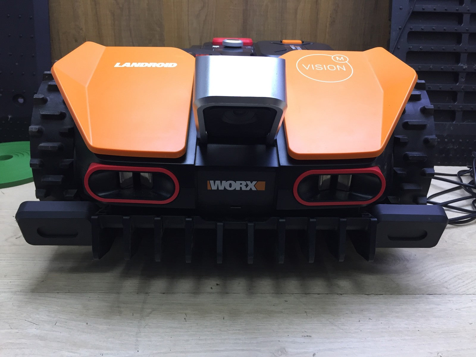 WORX Landroid Vision M800 Mähroboter ohne Begrenzungskabel WR208E.1 I33562