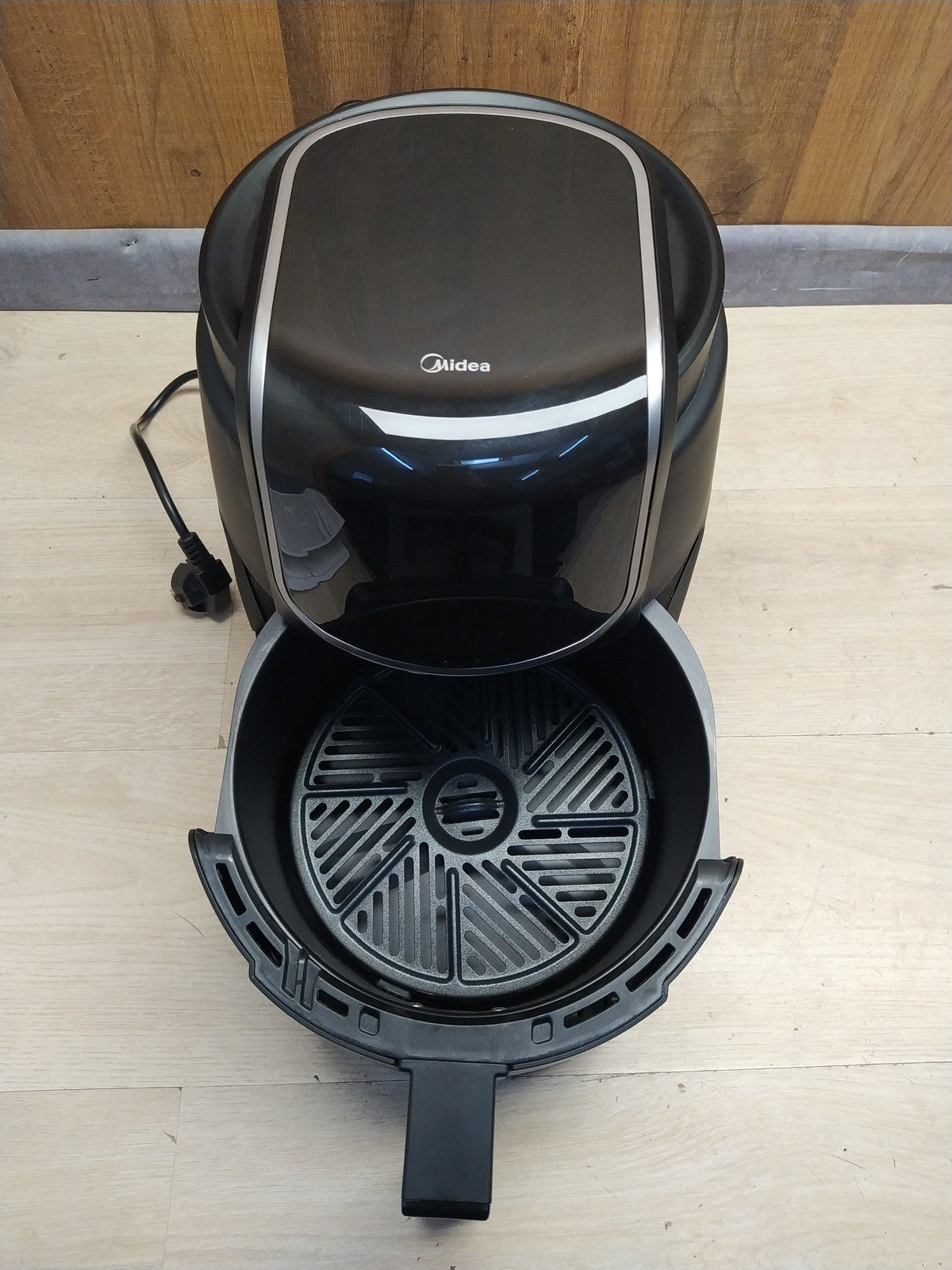 Midea Air Fryer Heißluftfritteuse MAD40F8APK, 1500W, I35951