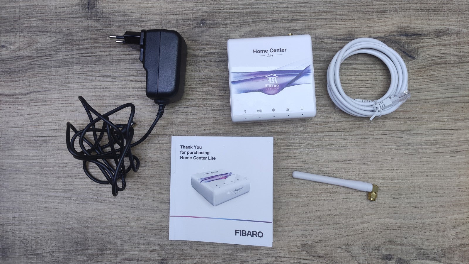 Fibaro Home Center Lite Zentrale FGHCL-001, I36874