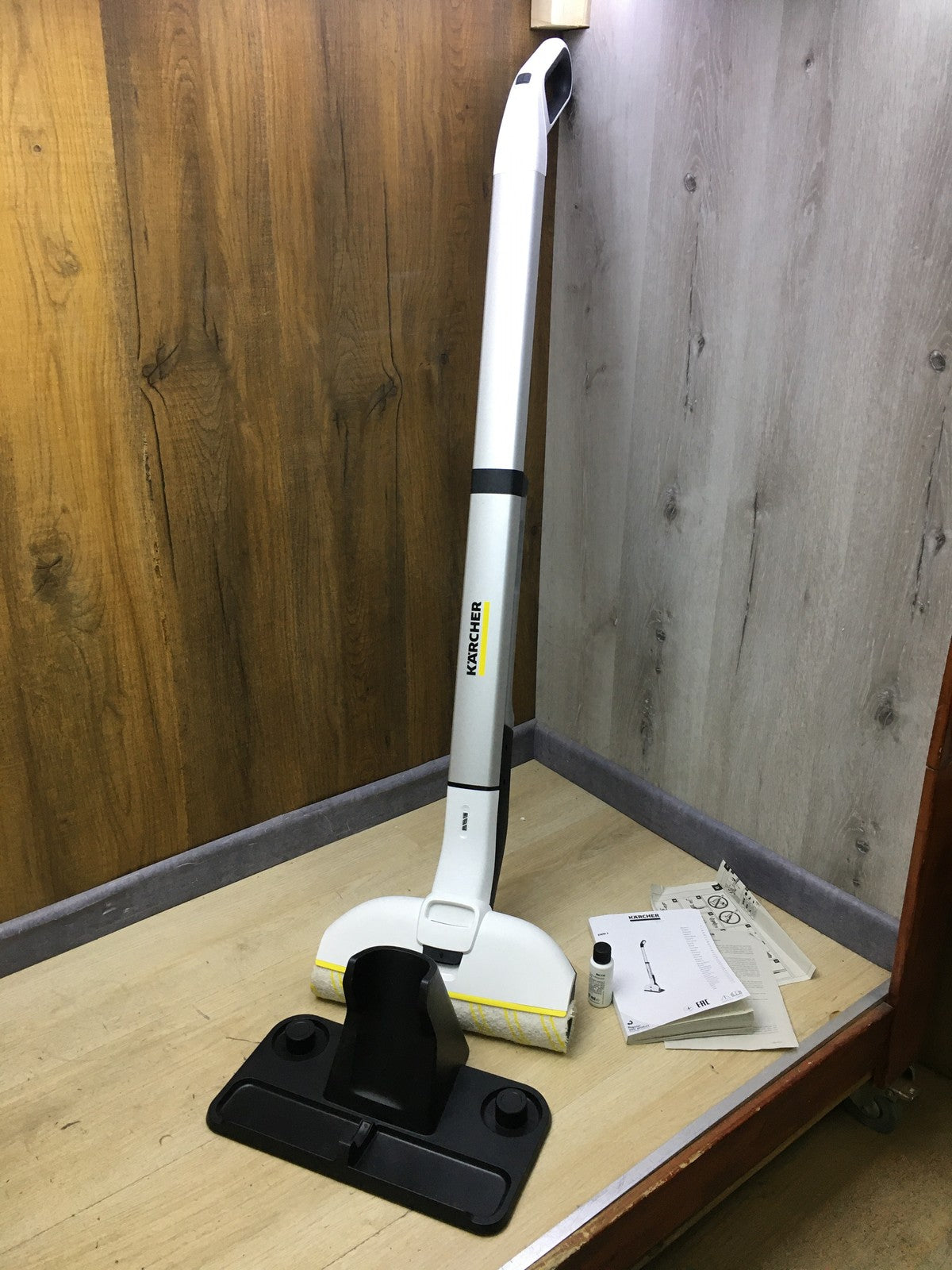 Kärcher Elektrischer Wischmopp EWM 2 (1.056-310.0), I35252