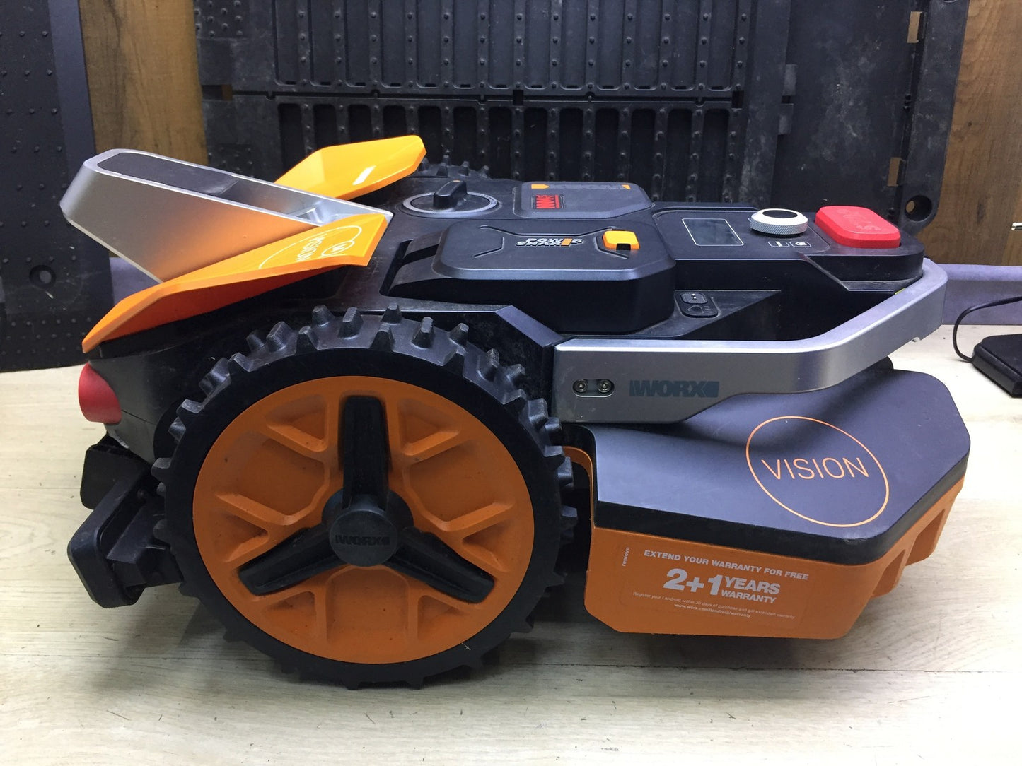 WORX Landroid Vision M800 Mähroboter ohne Begrenzungskabel WR208E.1, I34185
