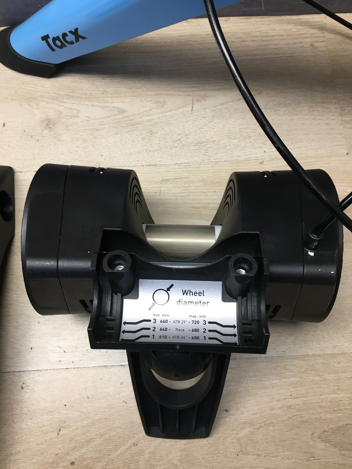 Tacx Boost Indoor-Trainer mit starker Magnetbremse, I36717