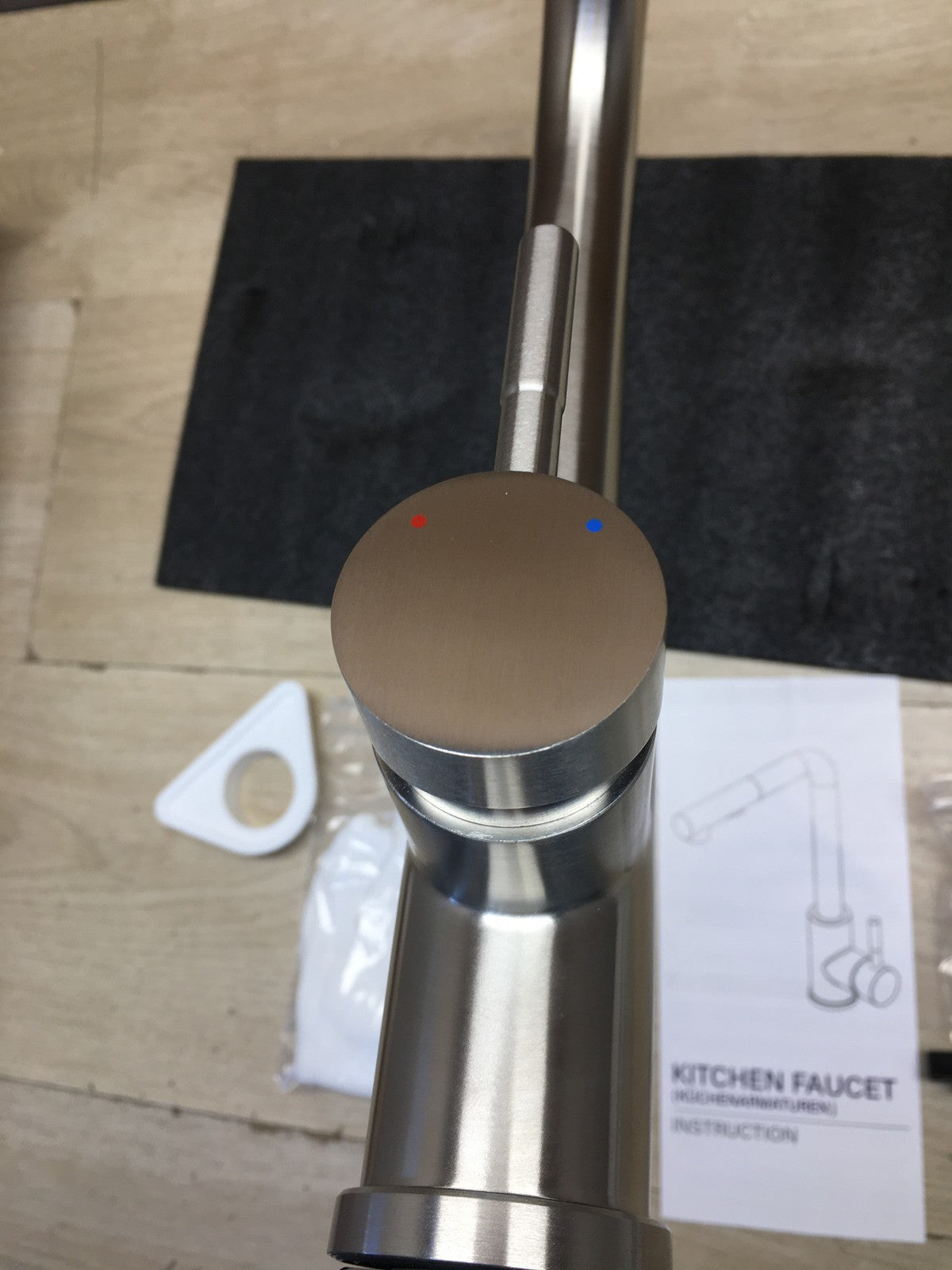 WOOHSE BKF171 Wasserhahn Küche Ausziehbar, Küchenarmatur, I40833