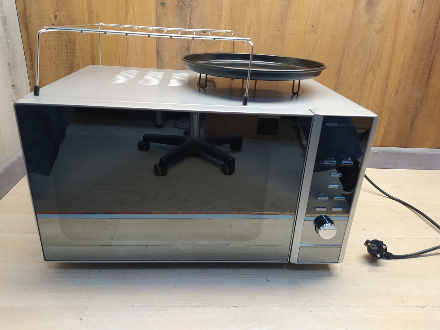 CASO MCG 30 Ceramic chef Mikrowelle mit Grill + Heißluft 2100W 30L, I37672