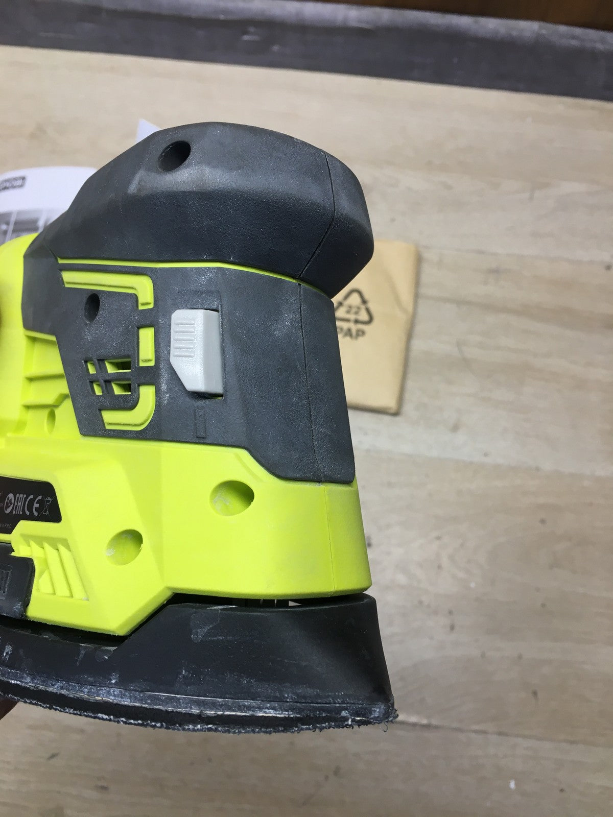 Ryobi R18PS-0 Akku-Dreieckschleifer SOLO (5133002443), I39935