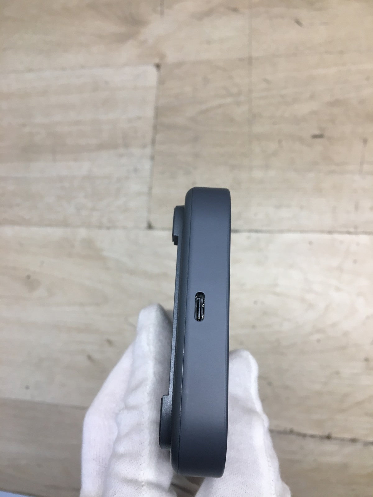 Samsung Wireless Charger Pad EP-P2400 induktive Ladestation, I39123
