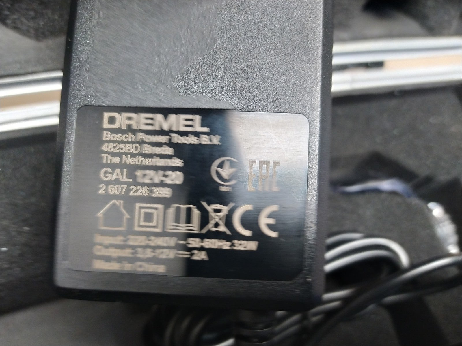 Dremel 8240 Rotationswerkzeug Set, I37407