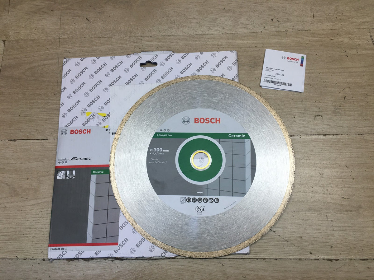 Bosch 2608602540 Diamanttrennscheibe Standart für Ceramic, Ø 300 mm, I40859