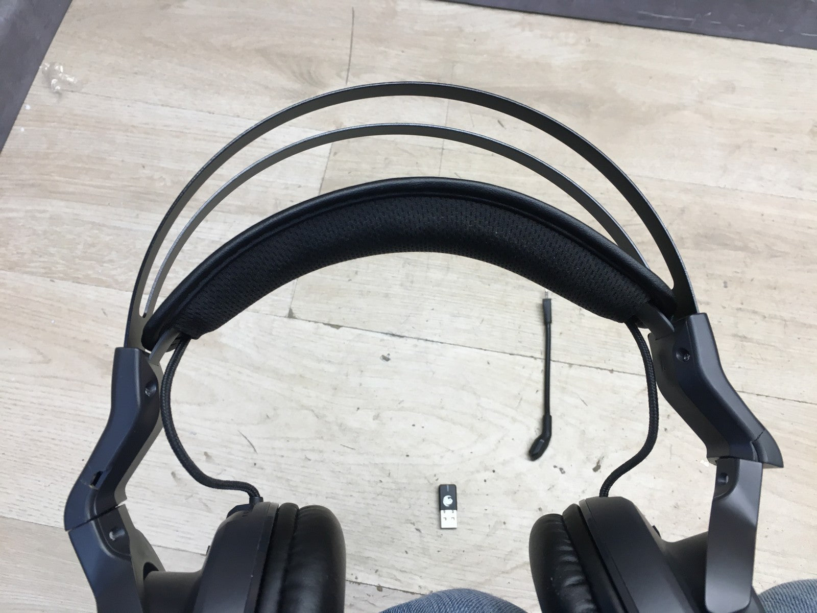 Roccat Elo 7.1 Air Kabelloses Surround-Sound RGB PC Gaming Headset, I39121