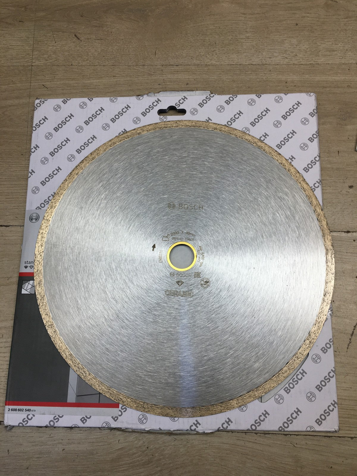 Bosch 2608602540 Diamanttrennscheibe Standart für Ceramic, Ø 300 mm, I40859