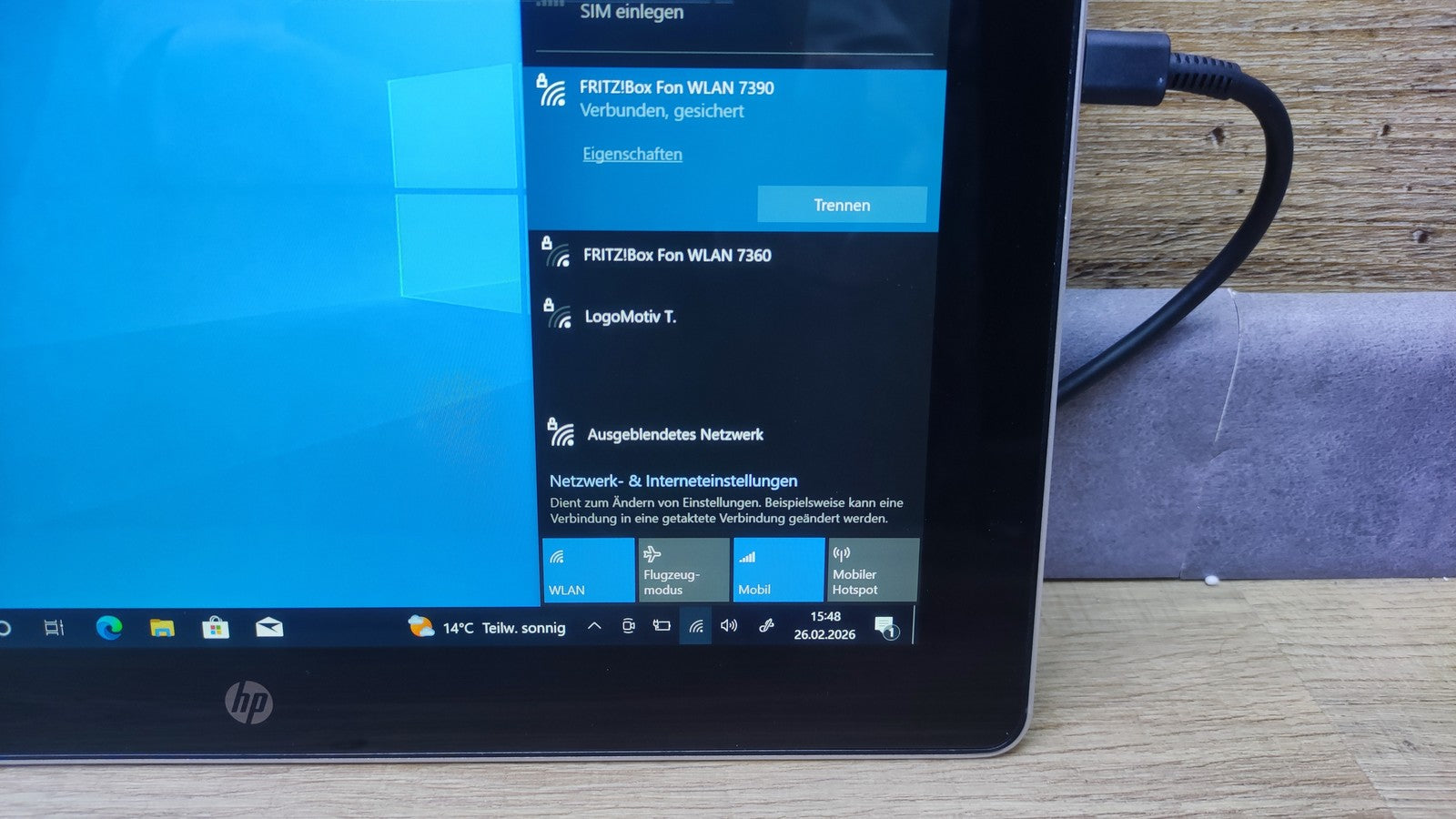 HP Elite x2 1012 G1 Tablet Touch 12" FHD 1920x1280 Intel M5-6Y54 8GB 256GB WiFi