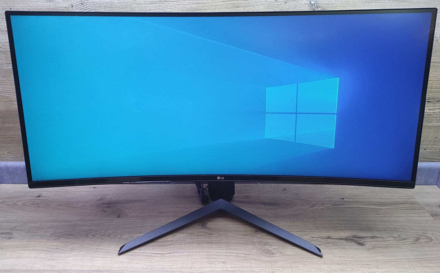 LG UltraGear 34GP63AP-B Monitor 34" Curved 3440x1440 HDR10 AMD FreeSync 160Hz
