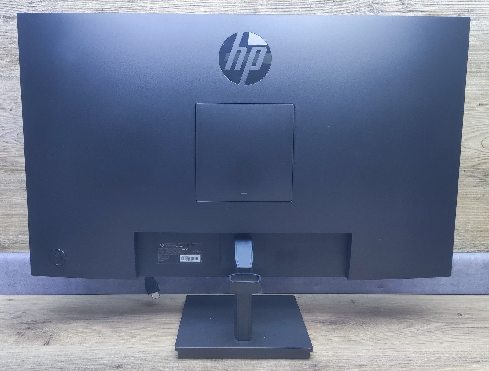 HP V27ie G5 Monitor 27" FHD 1920x1080 VGA HDMI DP AMD FreeSync 75Hz 5ms (GtG)