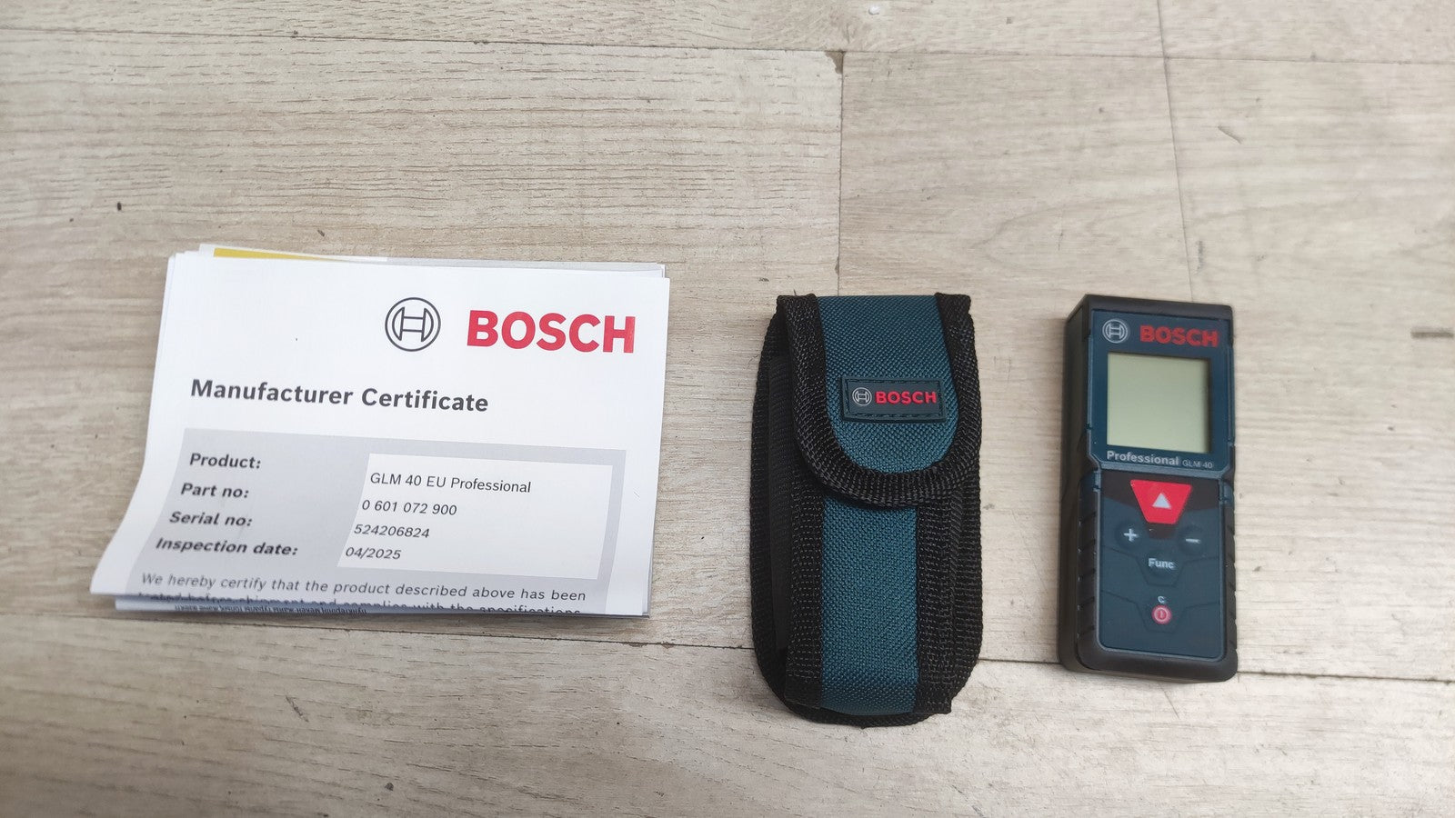 Bosch Professional GLM 40 Laser-Entfernungsmesser inkl. Tasche I38246
