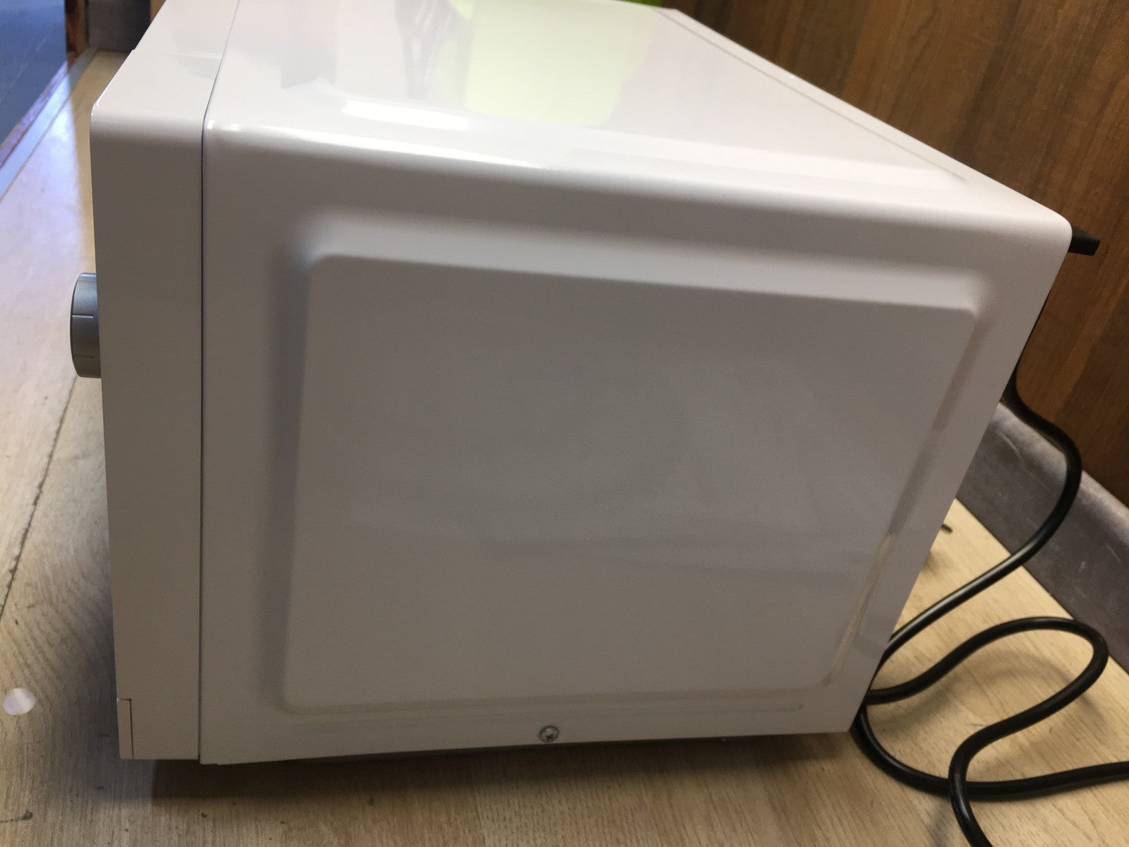 Bosch FFL023MW0 Mikrowelle, 800 W, Drehteller 27 cm, I37770