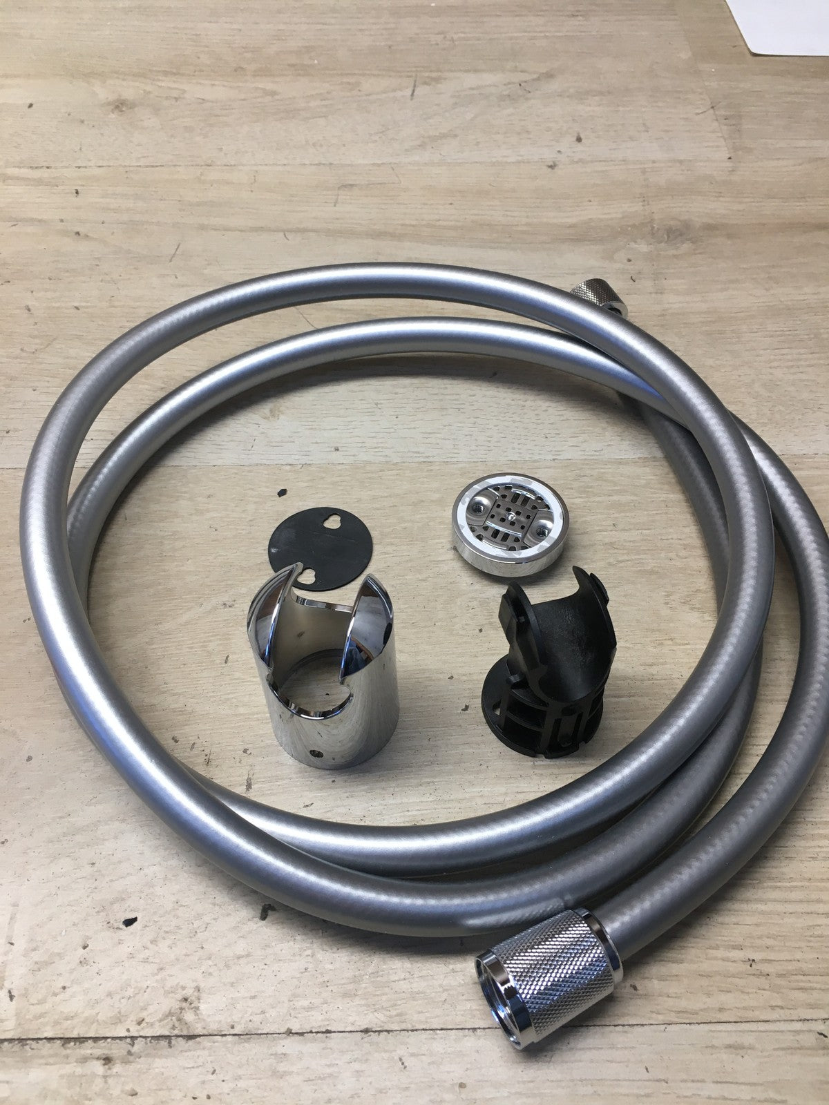 GROHE Vitalio 110 Duschkopf mit Schlauch und Halterung 26176001, I37954