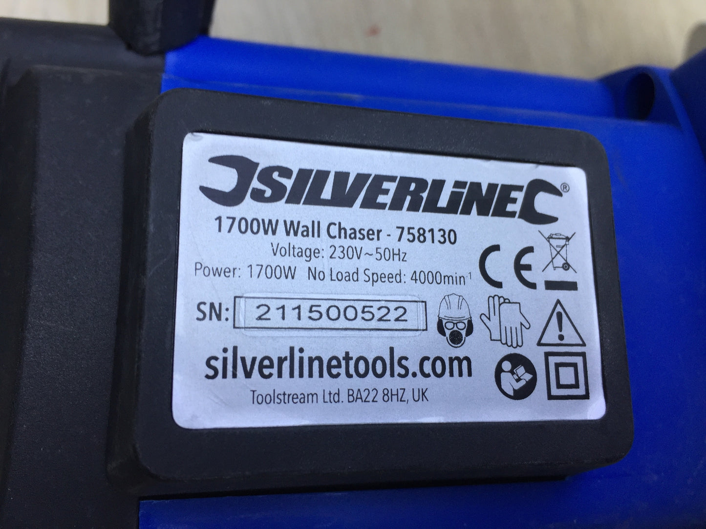 Silverline 758130  Mauernutfräse 1700 W, 150 mm, I18078