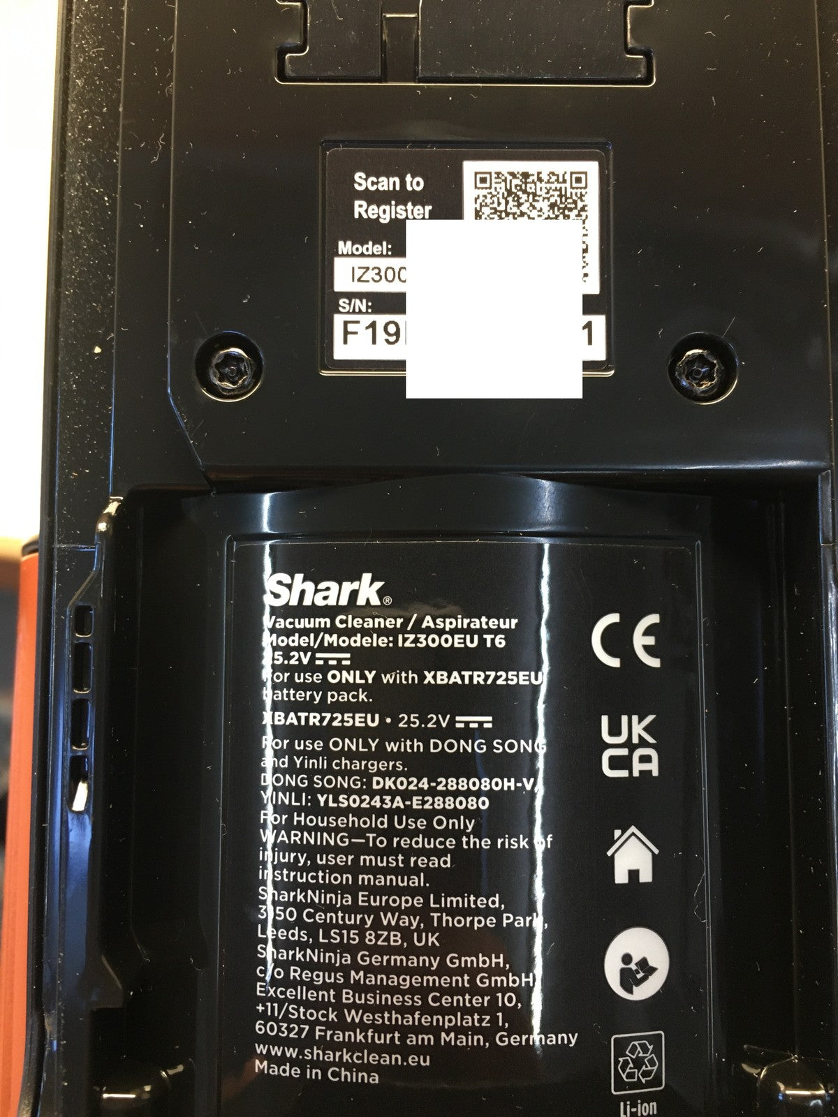 Shark IZ300EU kabelloser Akku-Staubsauger, I36671